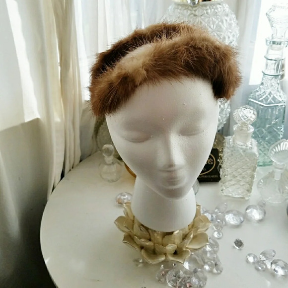 Vintage Hat | Brown Fur Fascinator With Bow - Picture 4 of 6